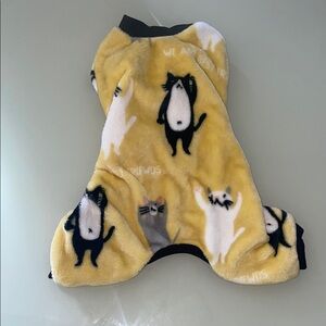 💚 3/$10  Cute Cat Print Yellow Dog Outfit Medium NWOT